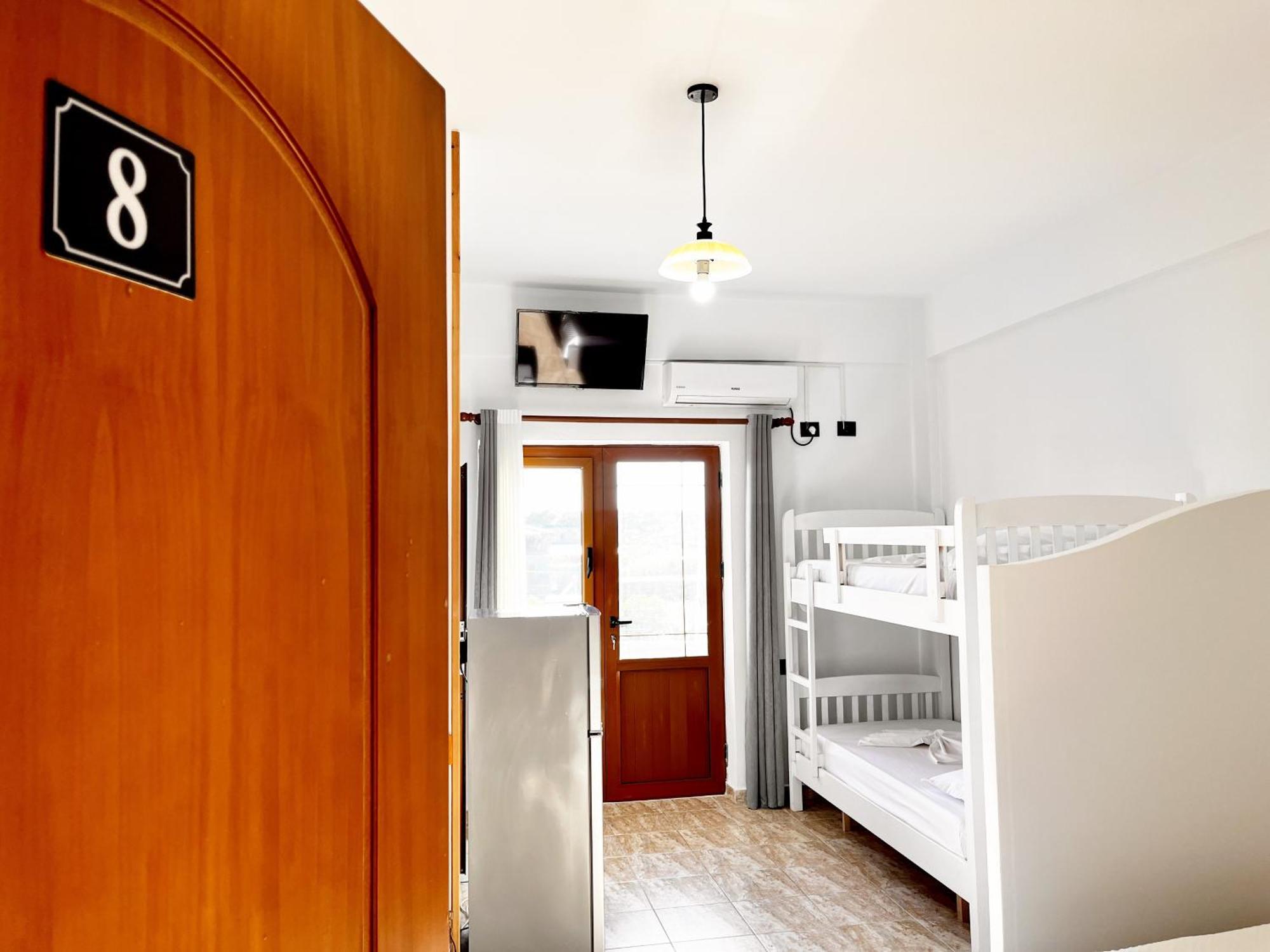 Vila Kam Vlorë Exterior foto