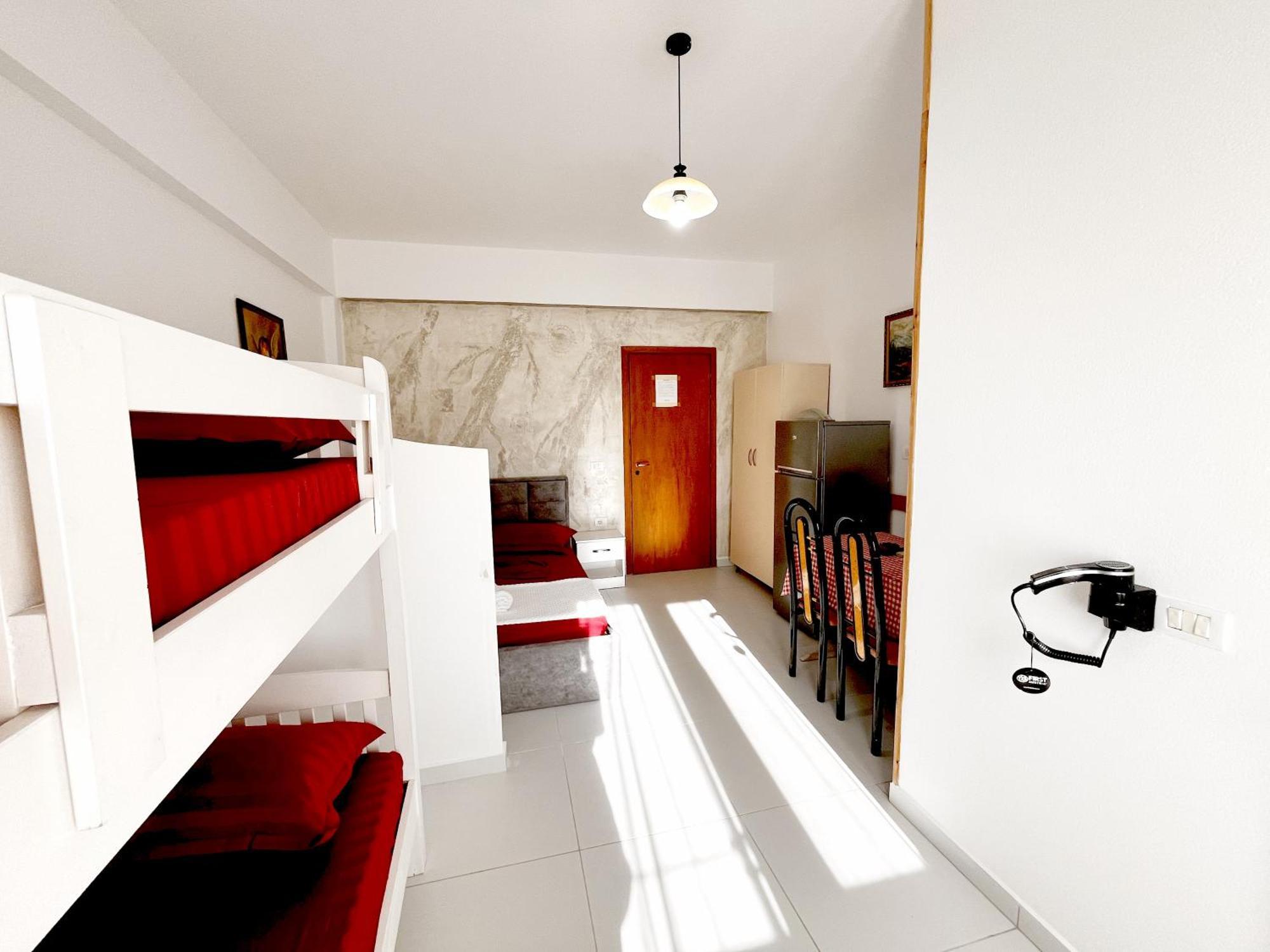 Vila Kam Vlorë Exterior foto
